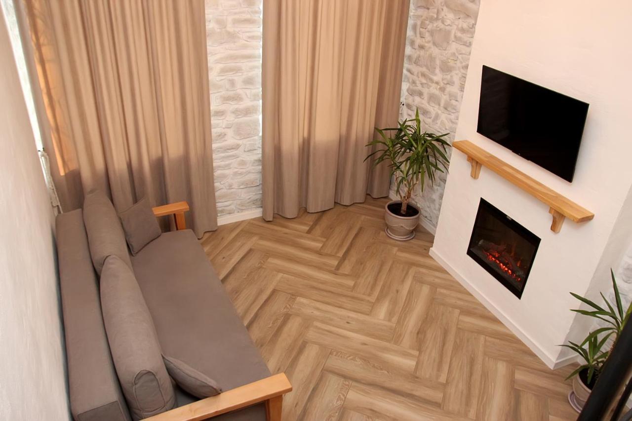 Historical Old City Apartament, Старе Місто , 2 Спальні, Балкон-Тераса, 85 Кв М Kamianets-Podilsky Chambre photo